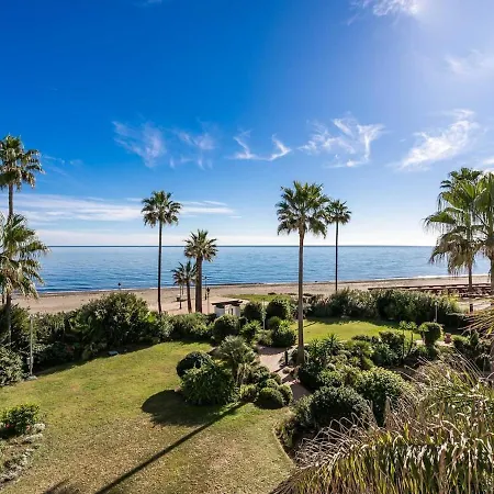 Apartamento Bahia De Velerin Estepona