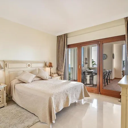 Apartamento Bahia De Velerin Estepona